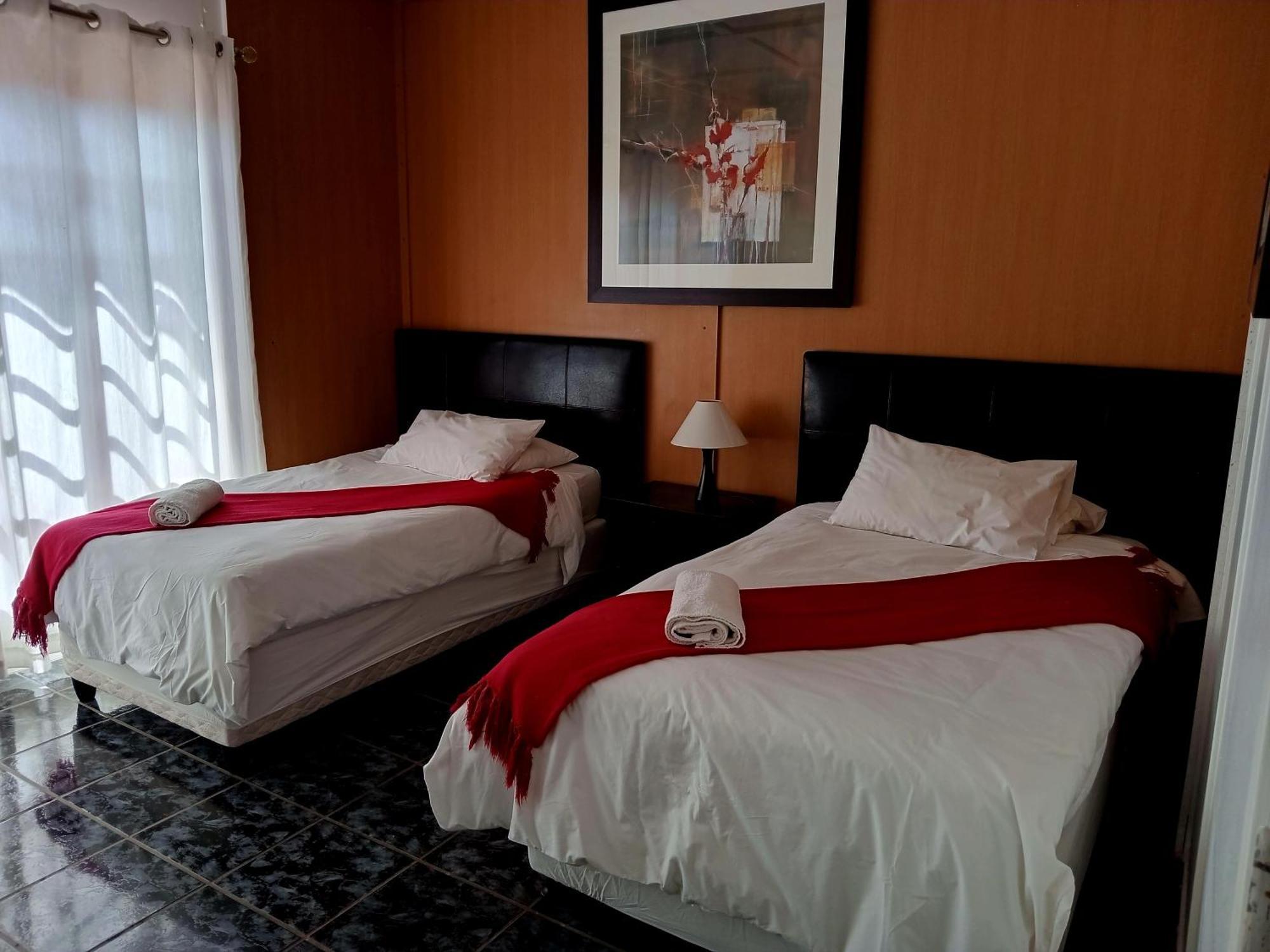 Sunrose Group Of Guesthouses Gariepdam Ngoại thất bức ảnh