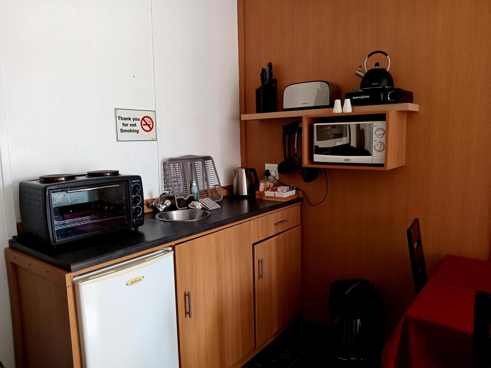 Sunrose Group Of Guesthouses Gariepdam Ngoại thất bức ảnh