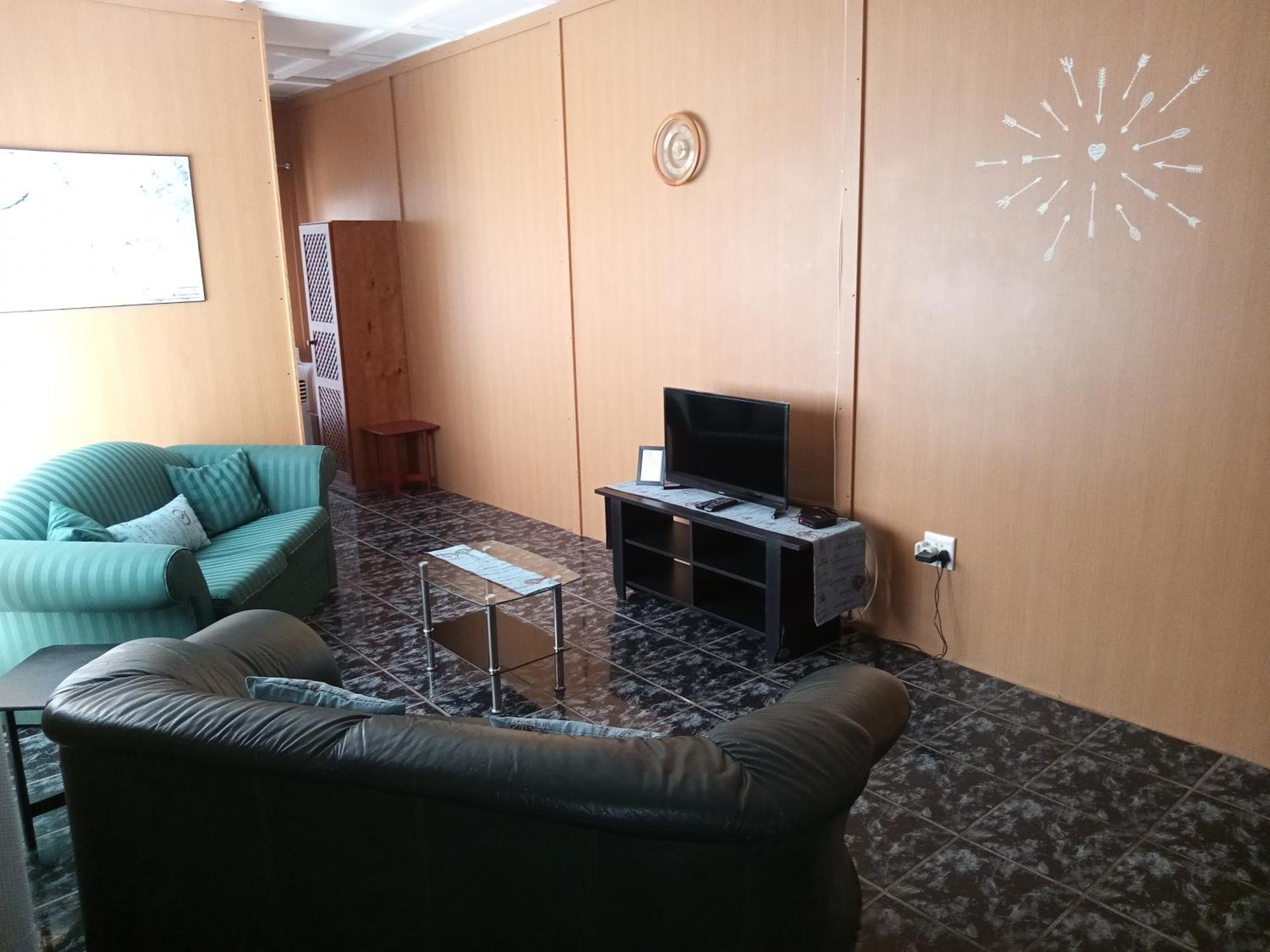 Sunrose Group Of Guesthouses Gariepdam Ngoại thất bức ảnh