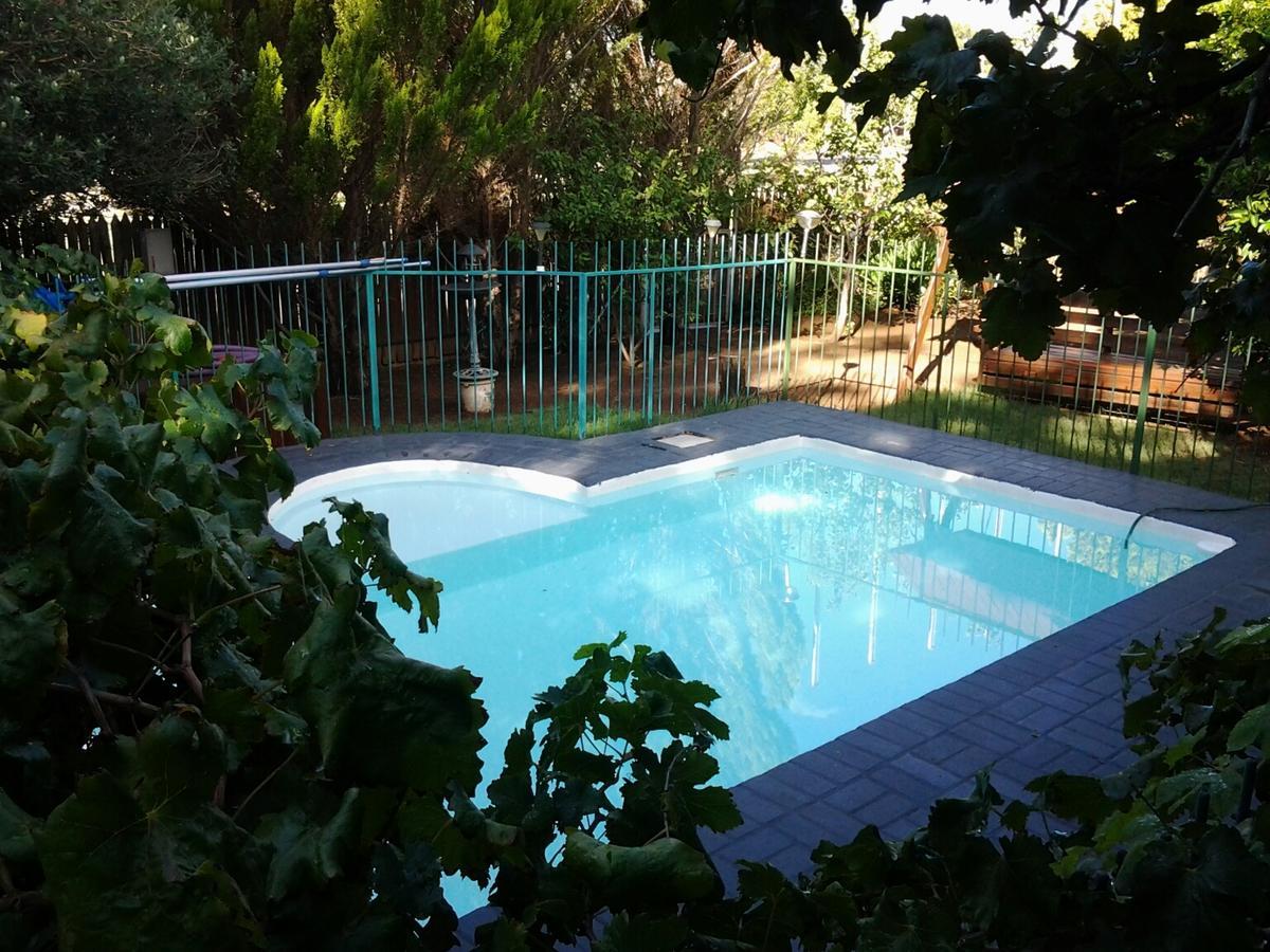Sunrose Group Of Guesthouses Gariepdam Ngoại thất bức ảnh